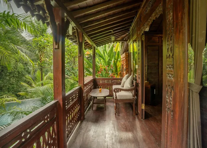 Aksmi & Resort Bedulu