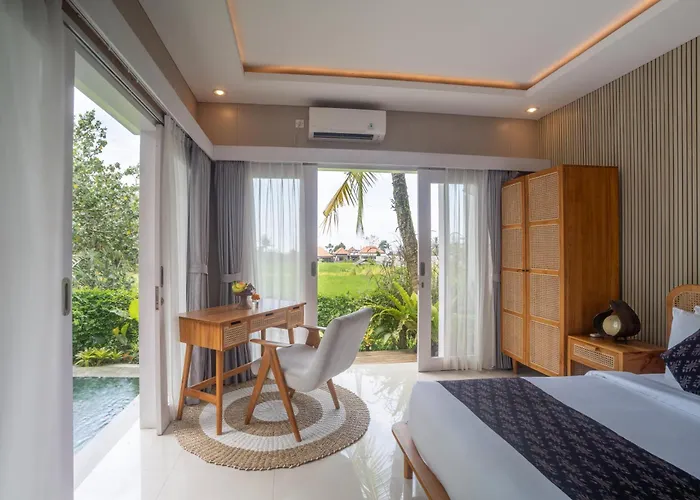 Aksmi & Resort